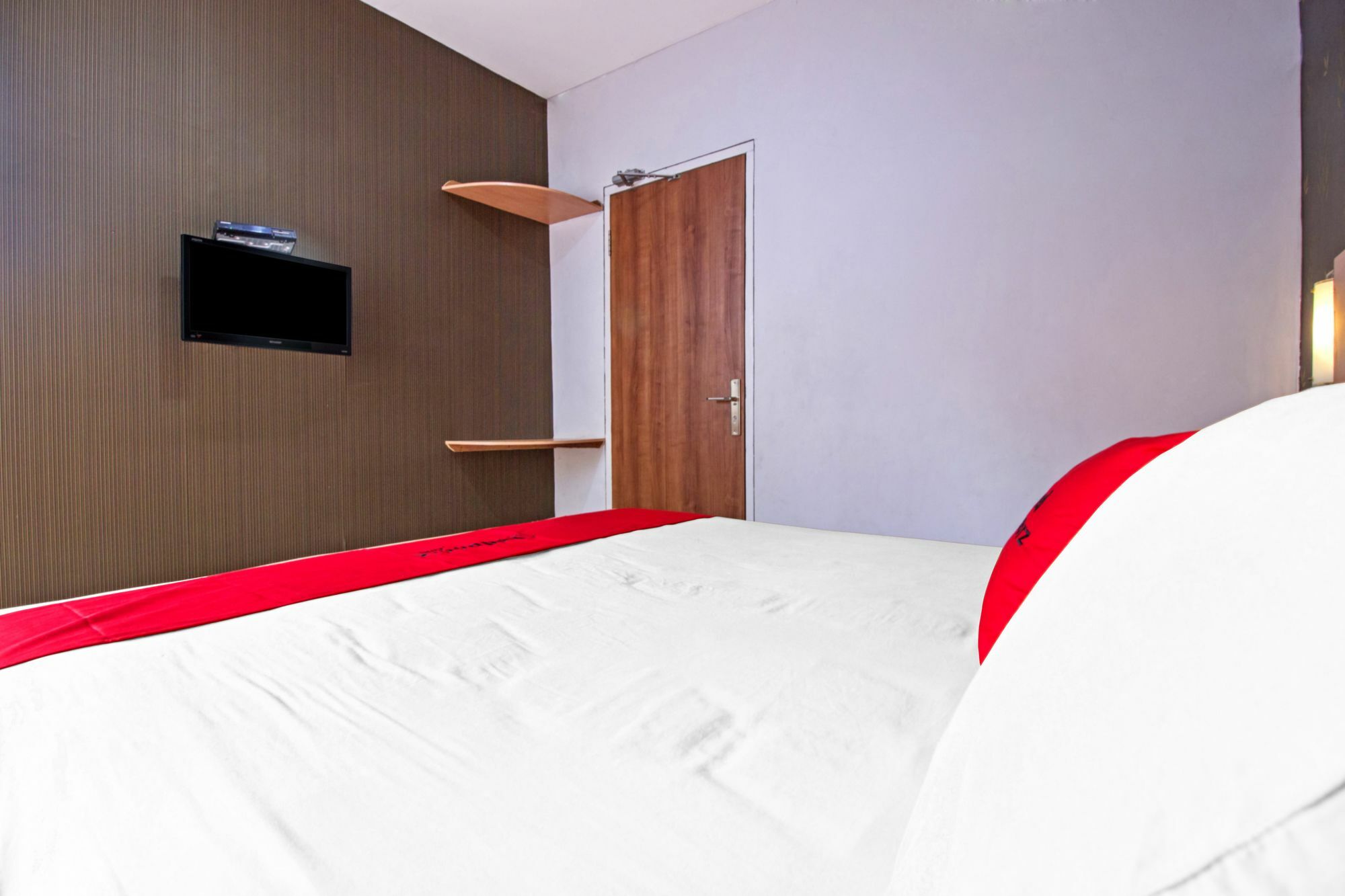 Reddoorz Syariah Near Btc Fashion Mall باندونج المظهر الخارجي الصورة